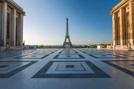 Strolling Through Paris: Must-See Gems of the City of Romance